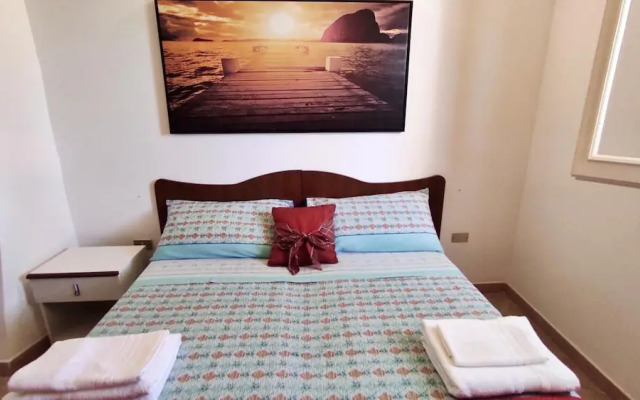 Villa Piana - Con Piscina ed Ampio Giardino Privato