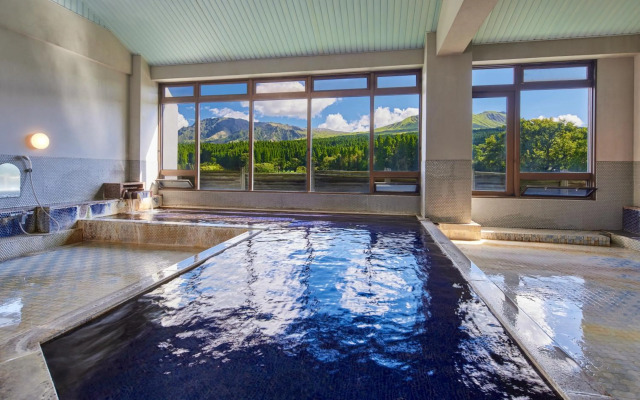 Kamenoi Hotel Aso Park Resort