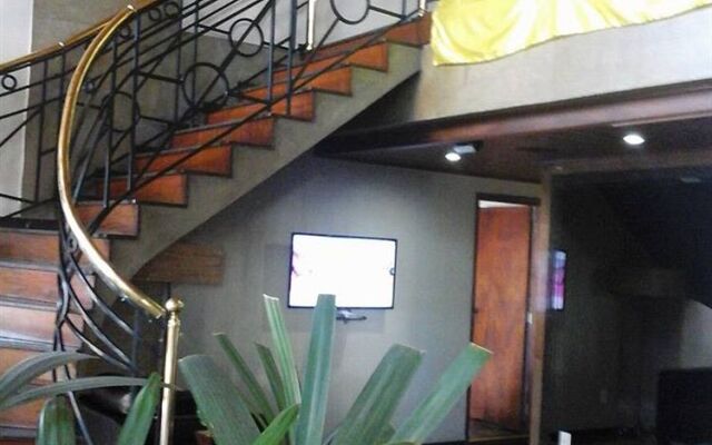 Cezanne Plaza Apart Hotel