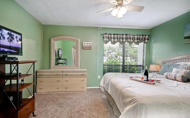 Runaway Bay Resort by BBG