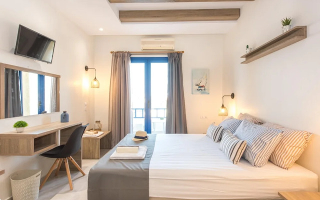 Mikes Beach Apartments & Studios