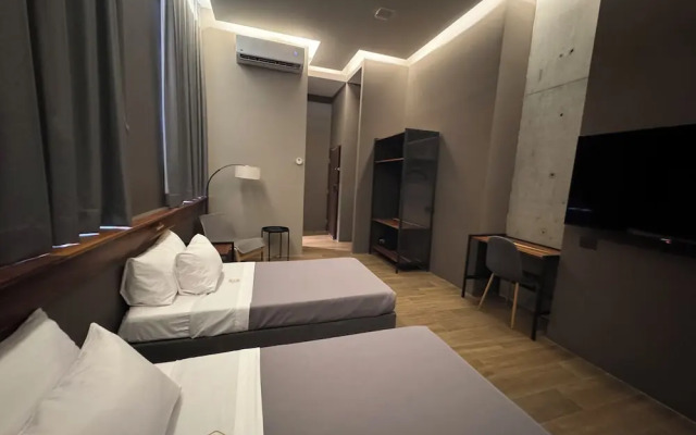 Amae21 Lofts