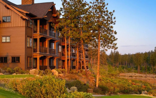 Tetherow Resort