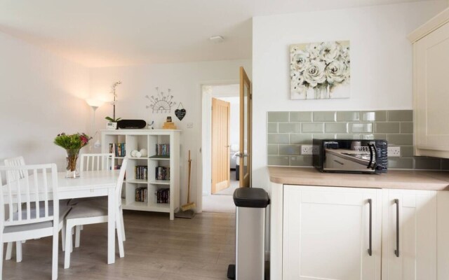 The Farm House Apartment + Free Parking