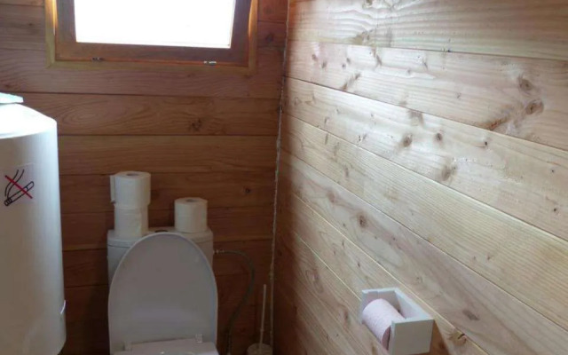 Camping A La Ferme De Bourras