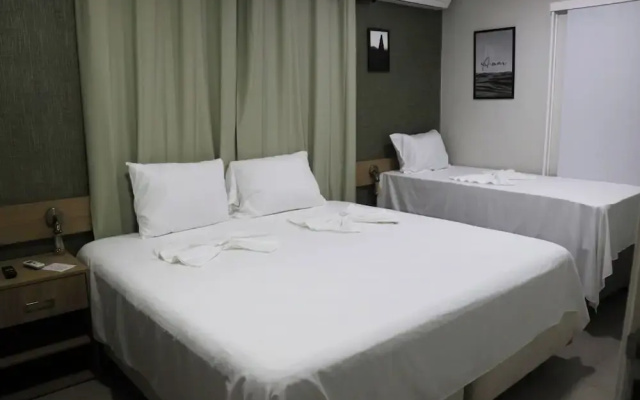Aroma'S Suites