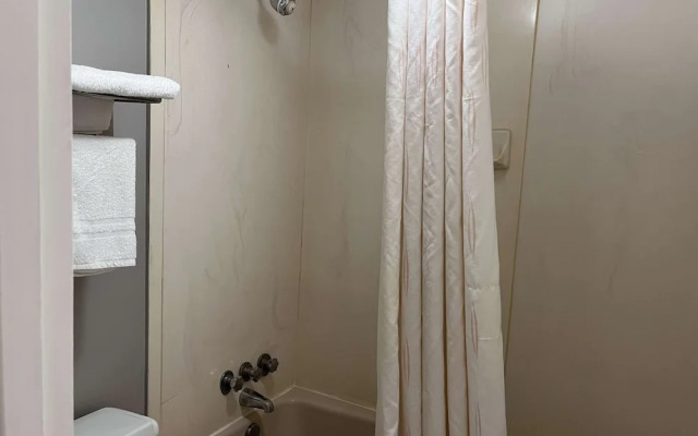 Studio 6 Suites Perry, GA