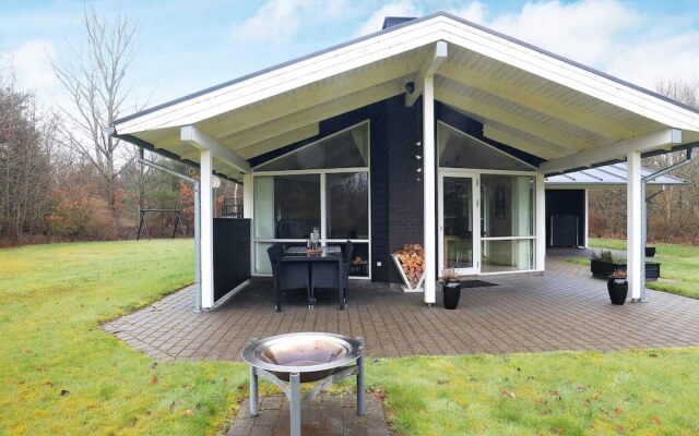 6 Person Holiday Home in Hojslev-by Traum