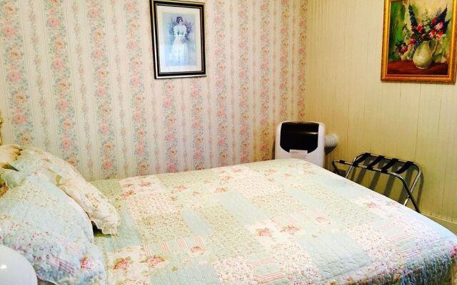 Mount Shasta Ranch Bed and Breakfast