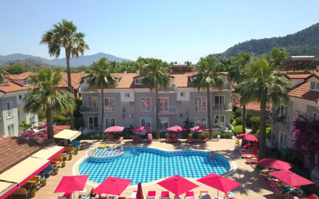 Villa Dolunay Apart Hotel