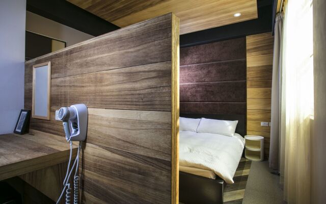 Fengjia Footpace - Hostel