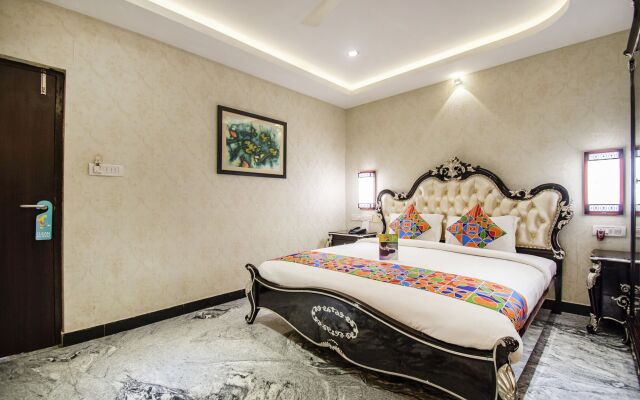 Fabhotel Nk Courtyard