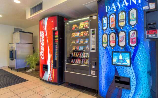 Motel 6 Riverside West - Jurupa Valley