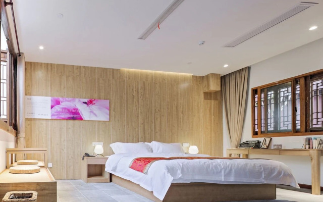 Changshu Chujian Yue Hotel