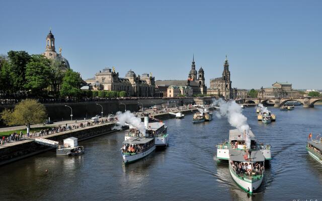 Premier Inn Dresden City Centre