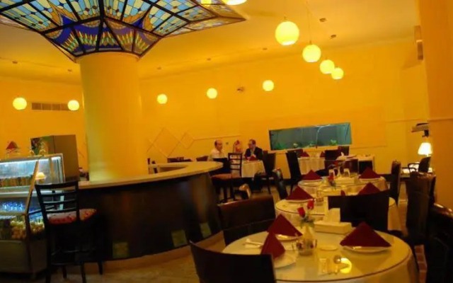 Deebaj Al Khabisi Plaza Hotel Apartments Dubai