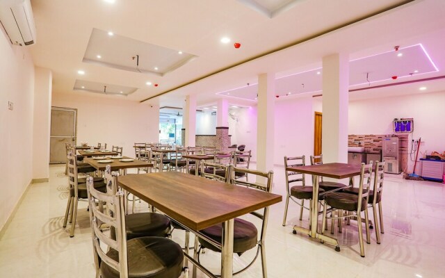 Fabhotel Relax Inn I
