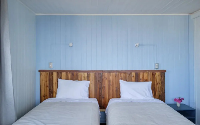Hostal Faro Azul