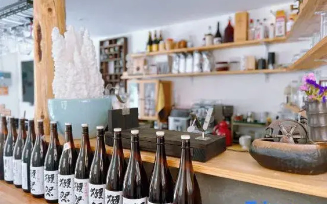 Nuodeng Banshan Courtyard Chinese Inn