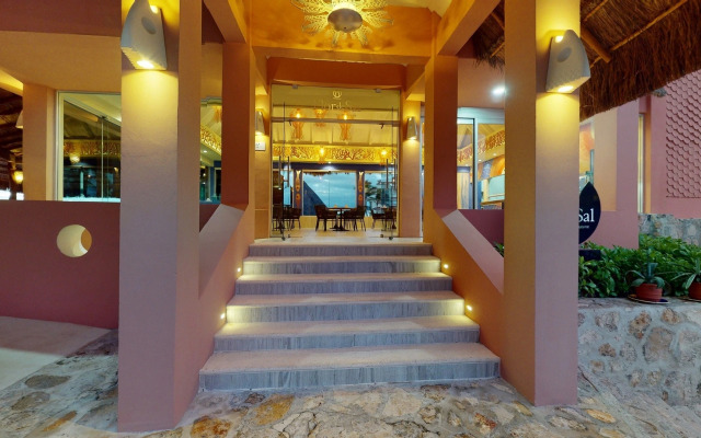 Grand Park Royal Cancún