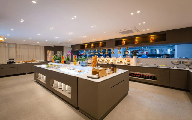 Sollago Myeongdong Hotel & Residence