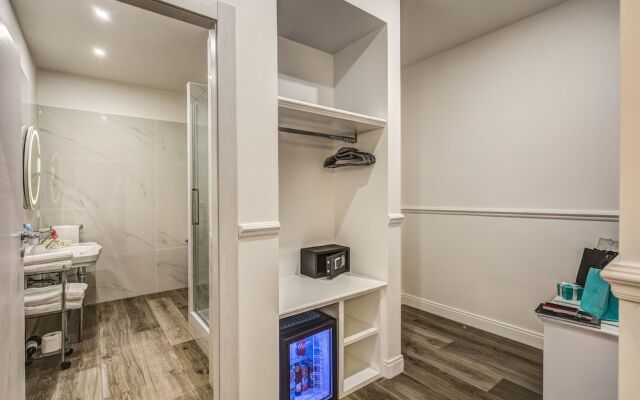 Piazza di Spagna just for us