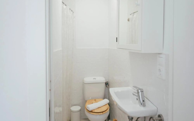 One&Lux El Salvador - Central Studio with a Stunning View