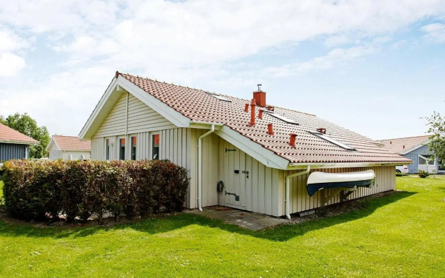 Four-Bedroom Holiday home in Otterndorf 13