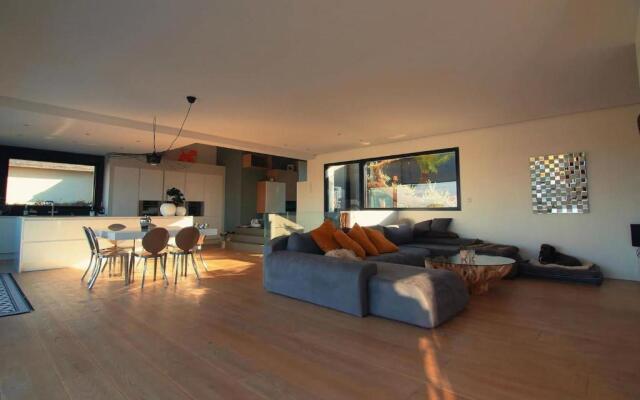 Home Le Clos Maric