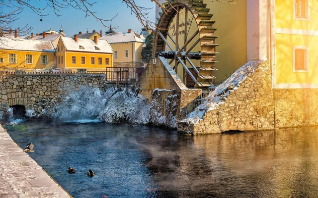 Lugas Apartman