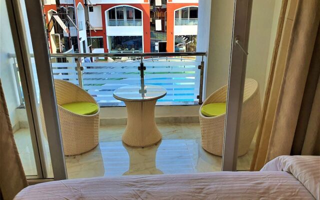 Shanti Solitaire Arpora