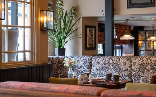 The Lazy Cow - Salisbury