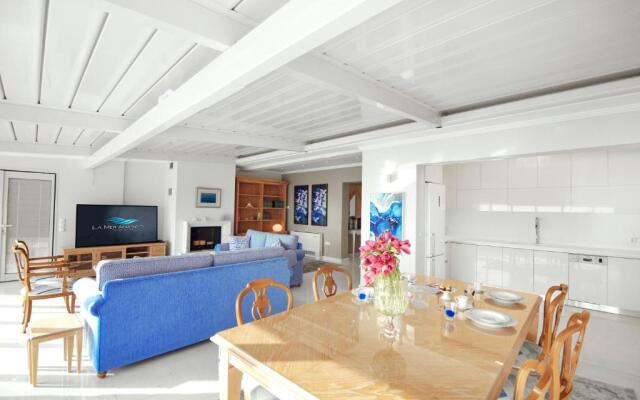 La Mer Apartments