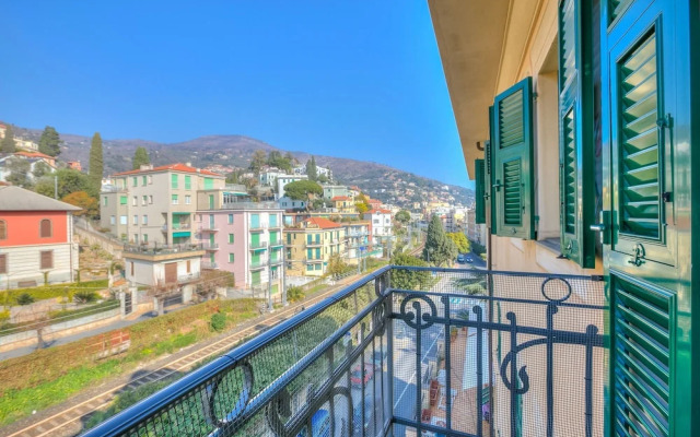 Palace 34 Few Meters From The Sea