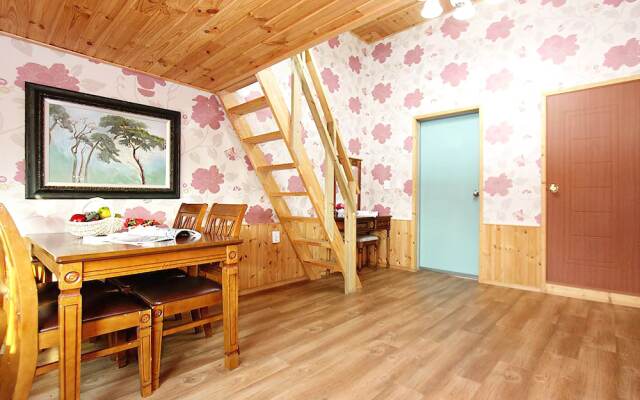 Ganghwa Sinsungi Pension