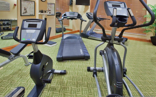 DoubleTree by Hilton Richmond Airport