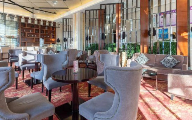 Panshan Yinlong Hotel