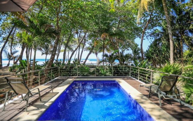 Nekaui Beachfront Villa 2 - Experience Nature