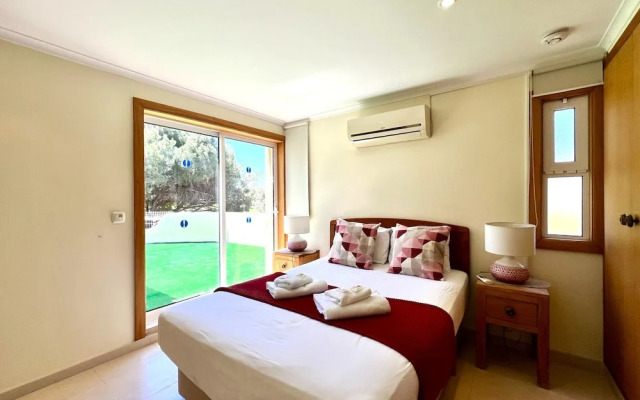 Vilamoura Amazing Golf Villa With Pool