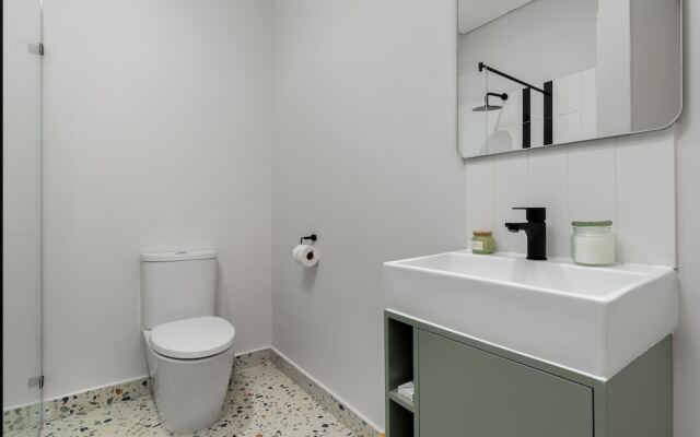 Neighbourgood First Crescent