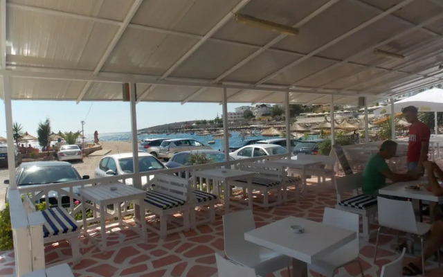 Santa Paola Hotel - In Sarandë (Kodrra)