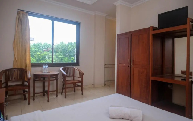 NIDA Rooms Ring Road Utara 1E