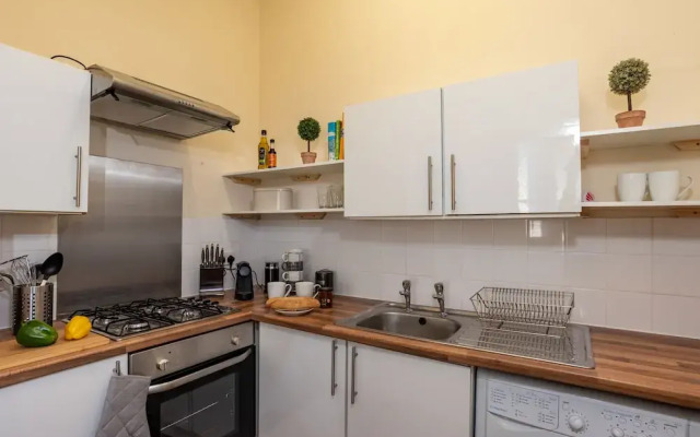 Ford Park Apartment
