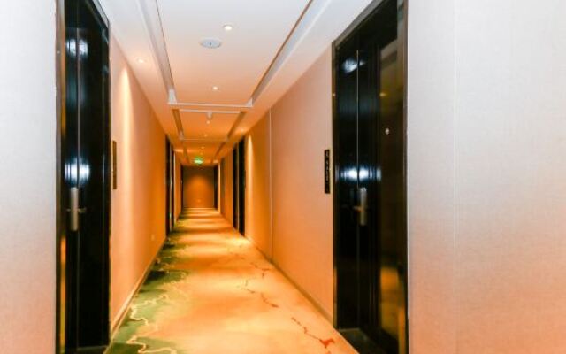 Ganzhou Mediterranean Style Hotel (Airport High-speed Railway West Station Store)