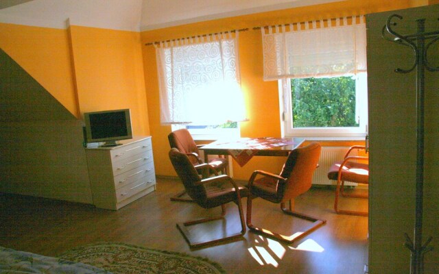 U pani Ani Żeglarska 18