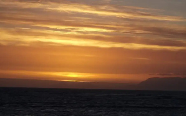 Ocean Breeze Economy Suites