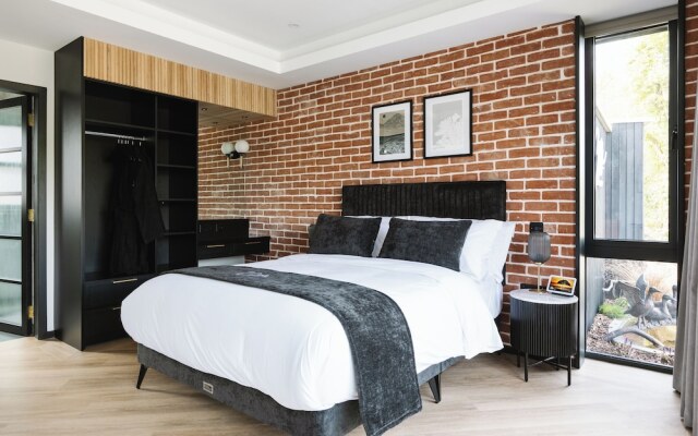 The Cliffe at the Quay