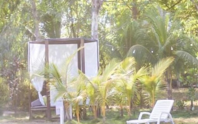 Las Dunas Surf Resort - Hostel