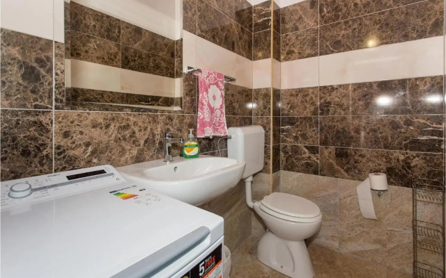 Seven-Bedroom Holiday Home in Dicmo