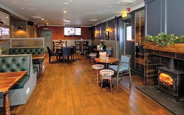 MacKenzies Highland Inn